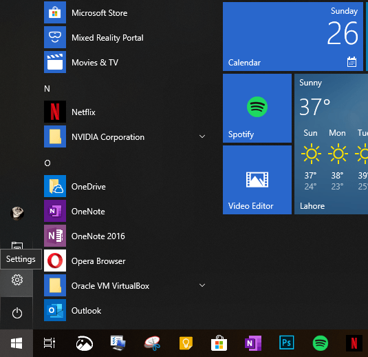 A Screenshot Of Start Menu Button In Windows 10
