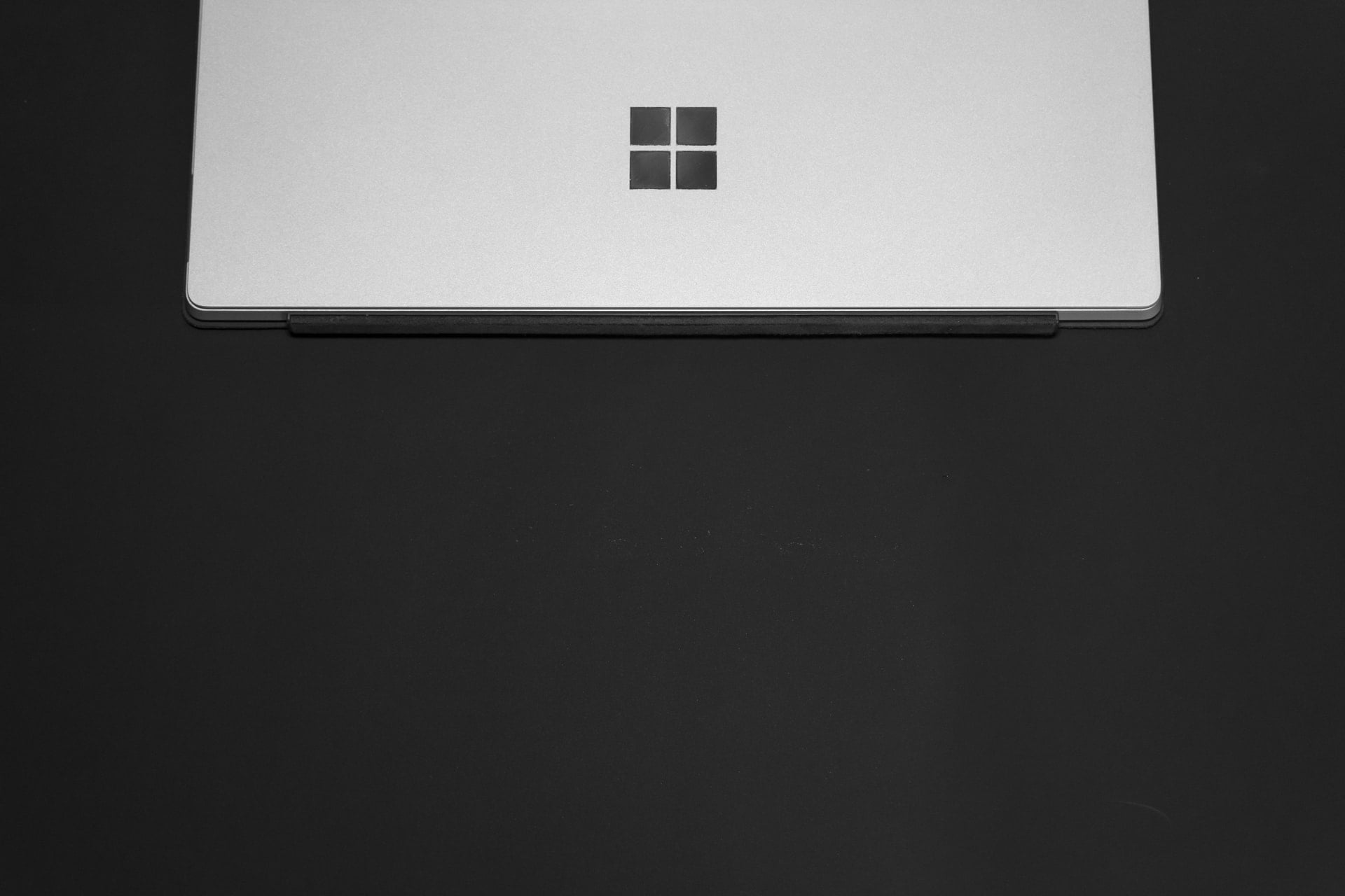 Microsoft Surface Laptop Windows 10