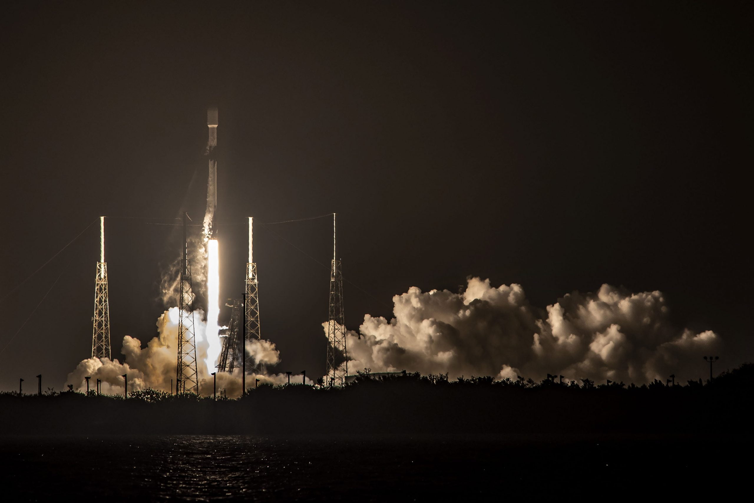 Spacex Launches Starlink Mission By Sending Falcon 9 For A Record 7Th Time